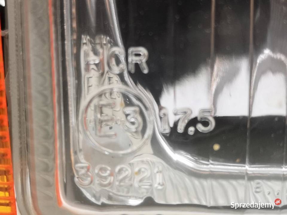 LAMPA PRAWY PRZÓD ALFA ROMEO 33 19831993 NOWA Lampy przeciwmgielne