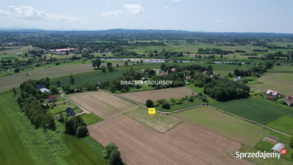 Sprzedaż działki Wołowice 2500m2