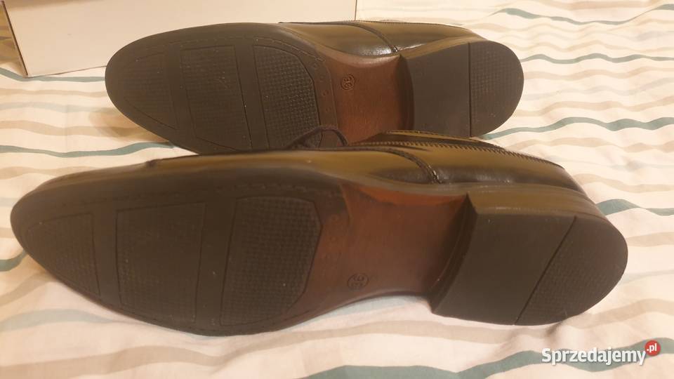 Buty czarne połysk stan rozmiar 36 Półbuty mazowieckie Warszawa sprzedam