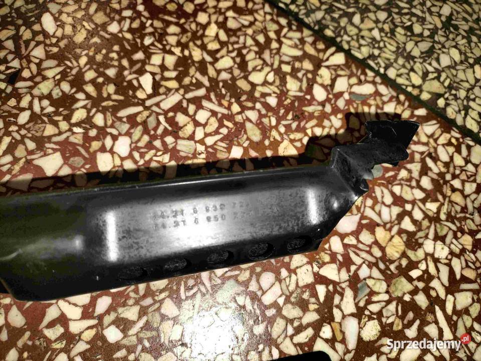 Spływ wody z podszybia BMW E60 E61 E63 E64 stan Poręba