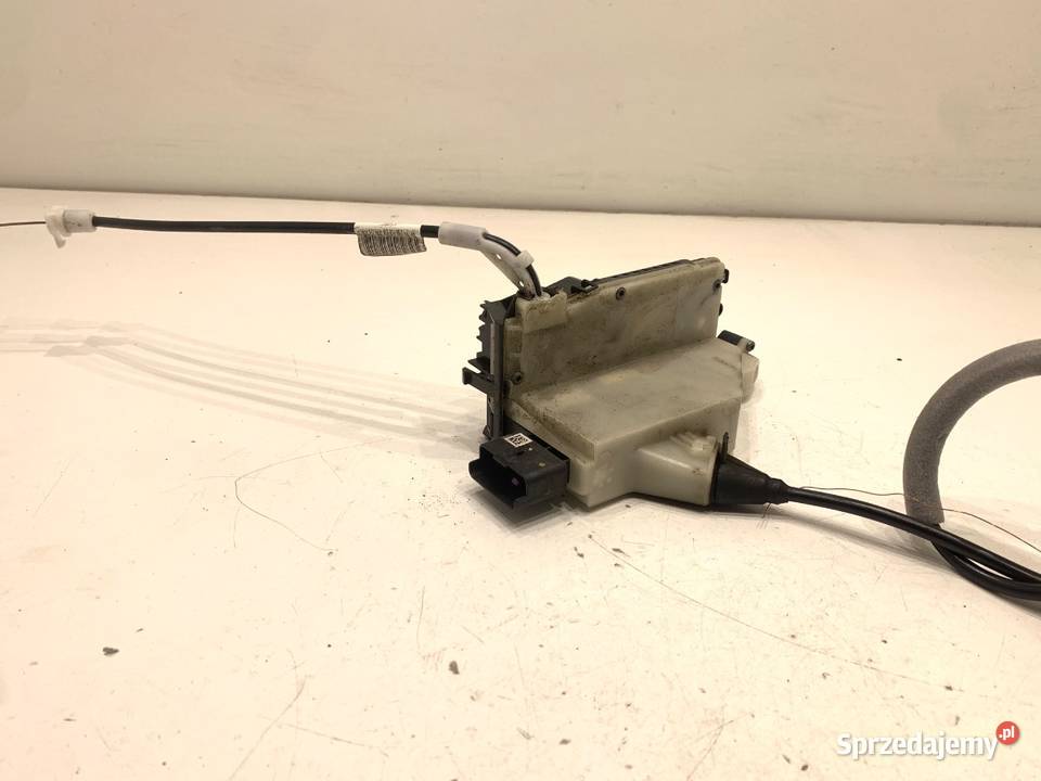 ZAMEK DRZWI PRAWY PRZÓD PEUGEOT 208 I Hatchback podkarpackie