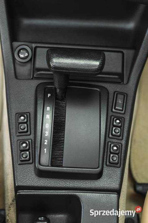 BMW E30 325i Cabrio znakomity stan Rok produkcji 1990 Rybarzowice