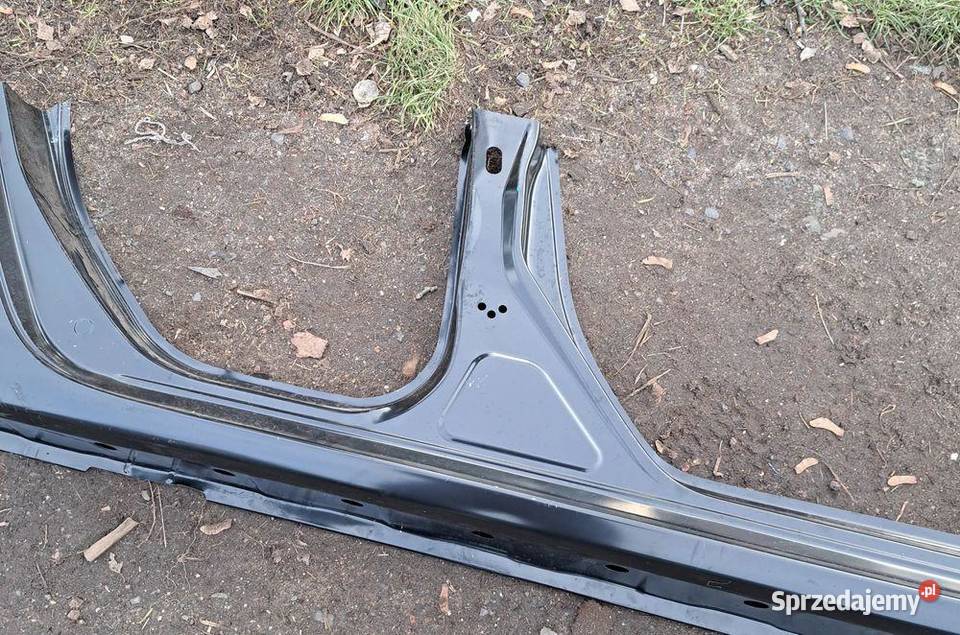 próg prawy Mazda 3 II BL 2008 2009 2010 2011 osobowe dolnośląskie sprzedam