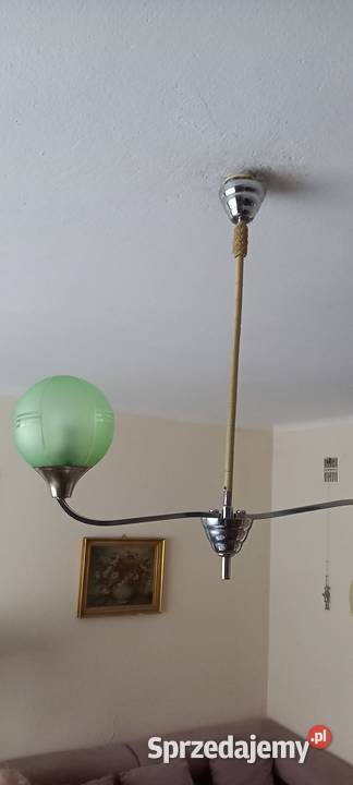 Dwuramienny żyrandol z kloszami w stylu Art Deco Skierniewice sprzedam