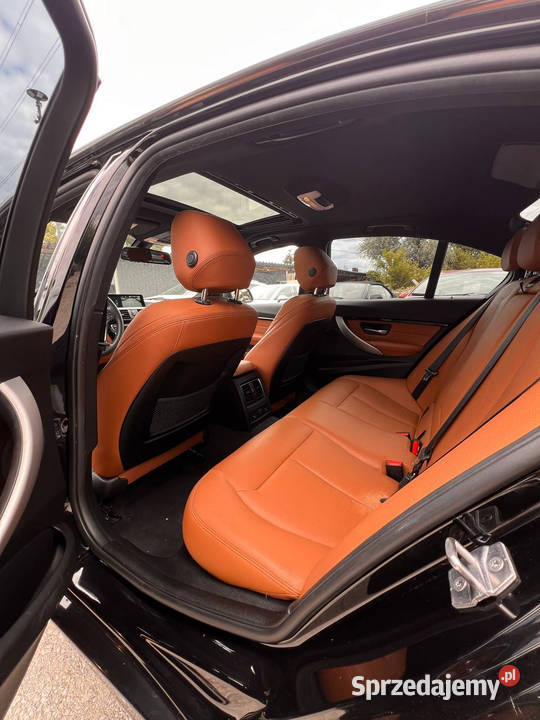 BMW 3 330i xDrive Luxury Line