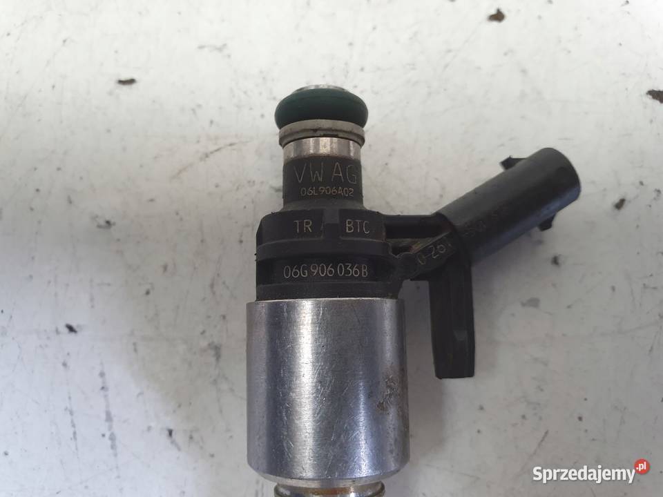 WTRYSKIWACZ Skoda Octavia III 20 TSI wtrysk