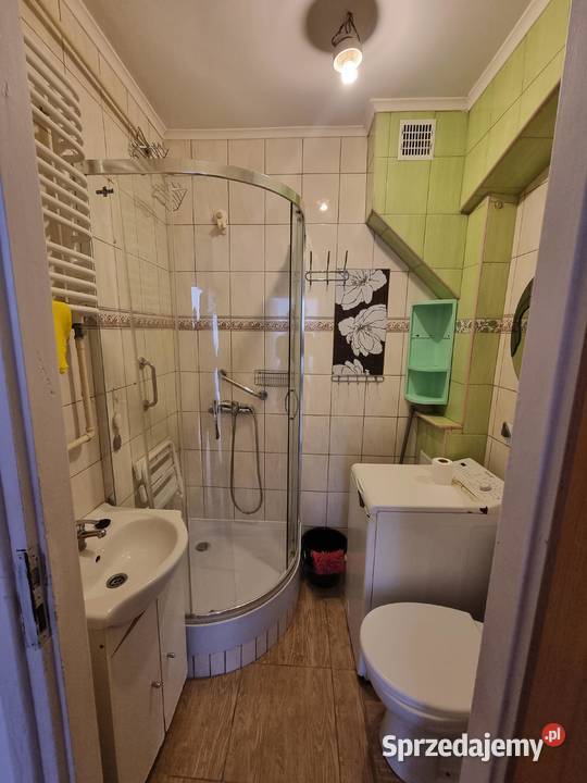 Mieszkanie 305 m z oddzielną kuchnią i balkonem Kraśnik