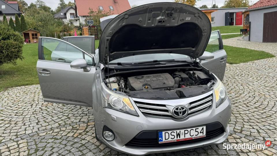 Toyota Avensis 18 Benz 147 z Niemiec GAZLPG wielofunkcyjna kierownica Strzegom sprzedam