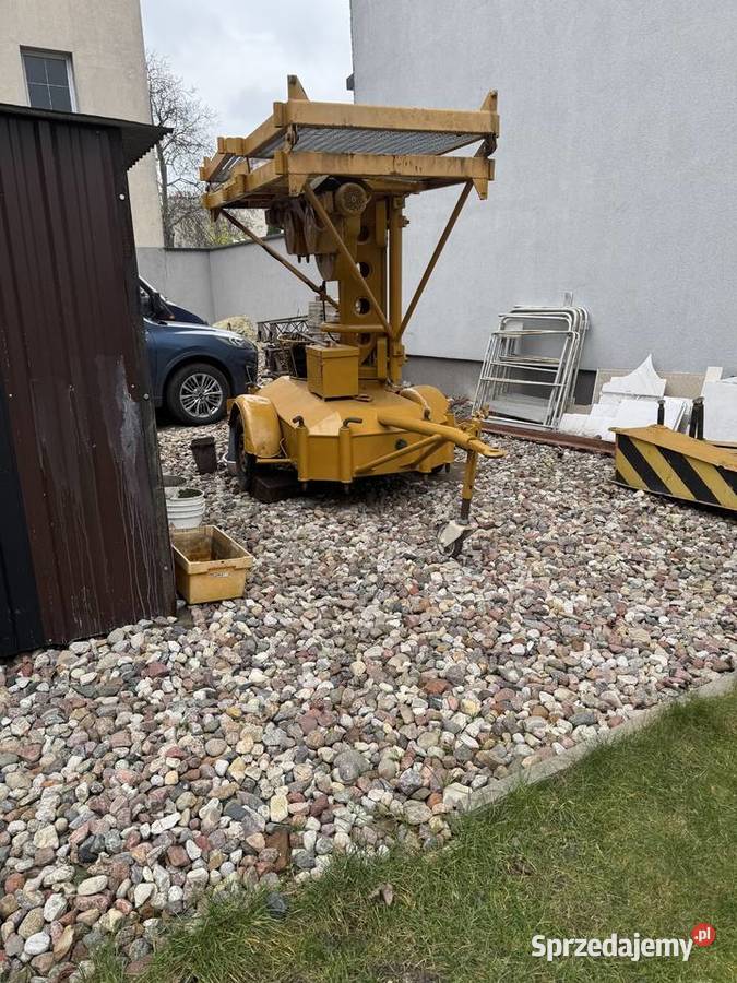 Zwyżka podnośnik platforma masztowa do 16 m Budowa sprzedam