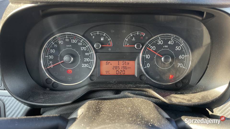 Fiat Grande Punto kolor 589A 14 8V NA CZĘŚCI łódzkie Piotrków Trybunalski