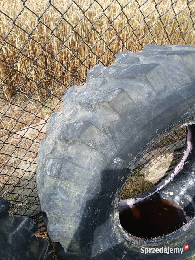 Opony 15525 do ładowarka itp 2 Wojciechów-Kolonia Piąta