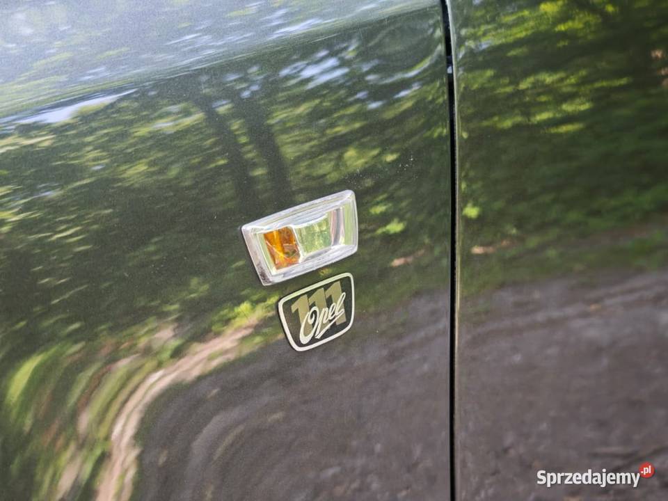 Opel Corsa D 2010 Benzyna 12 86 Edition 111 wspomaganie kierownicy śląskie Bielsko-Biała sprzedam