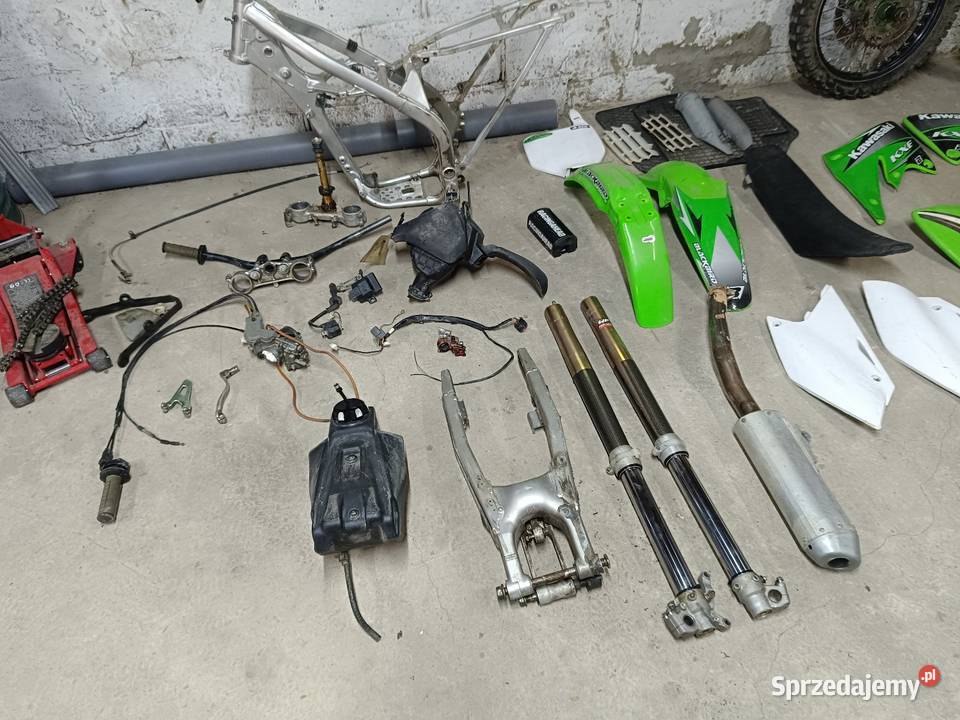 posiadam dużo części do kawasaki kxf i Suzuki Motocykle, skutery, quady lubelskie Chełm