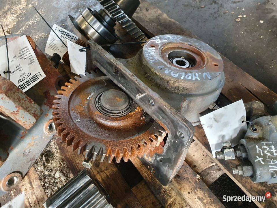 OBUDOWA TRAKTOR HOLLAND 8870 A NAPĘD POMPY Lipno