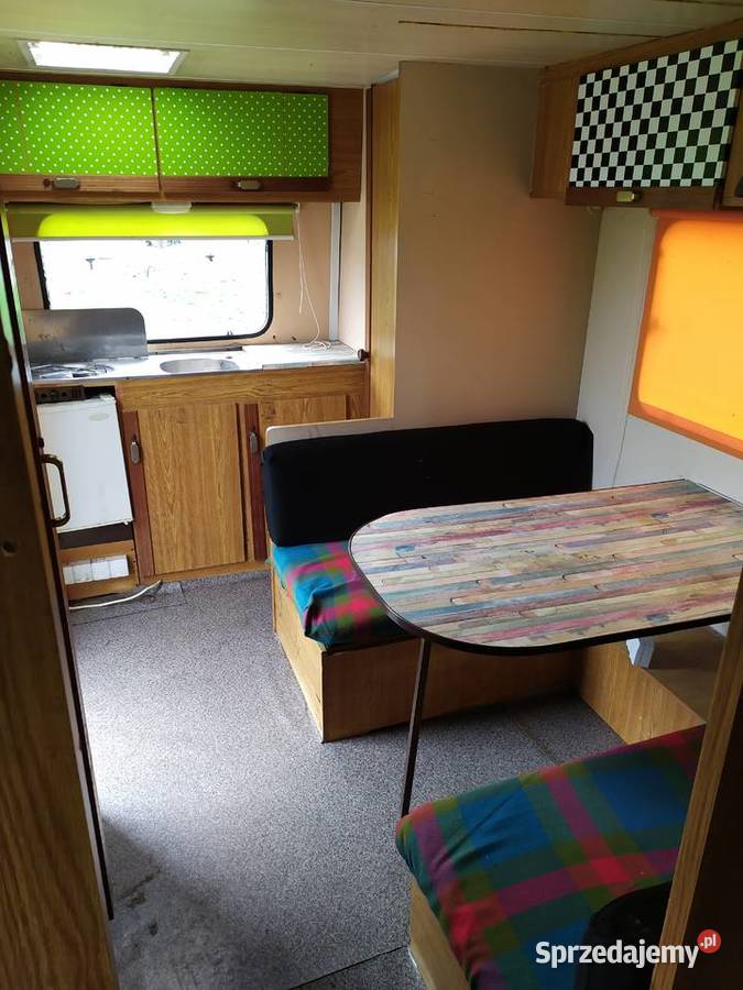 Przyczepka kempingowa na działkę budowę