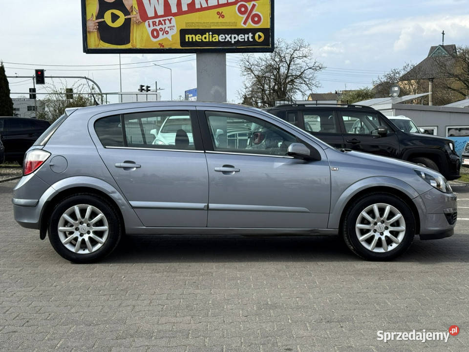 Opel Astra FILMAutomatBenzynaBiXenonNowy Rozrząd Suchy Las