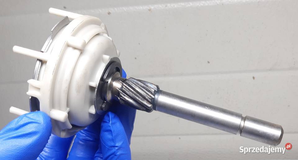 PRZEKŁADNIA PLANETARNA ROZRUSZNIKA CG 133459 Mielęcin sprzedam