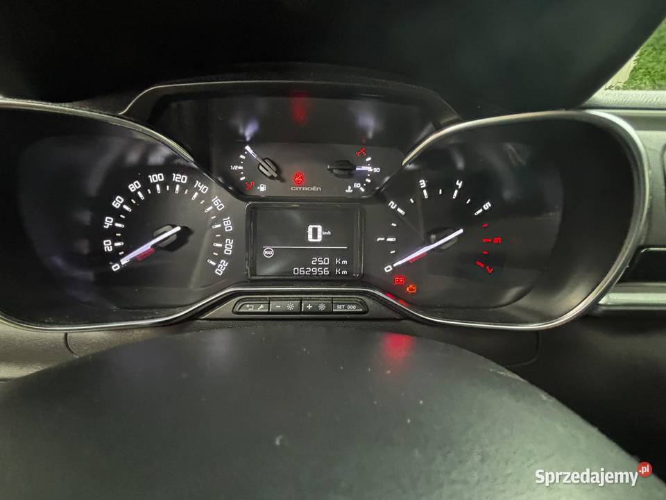 Sprzedam Citroen C3 SHINE 12 PureTech 82 Salon elektrochrom. lusterko wst. mazowieckie