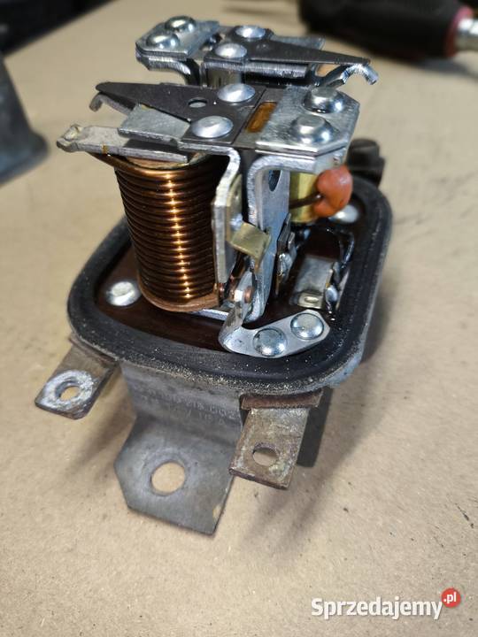 Regulator napięcia bosch RS TBB 130121 0 190 218 podkarpackie Lutoryż
