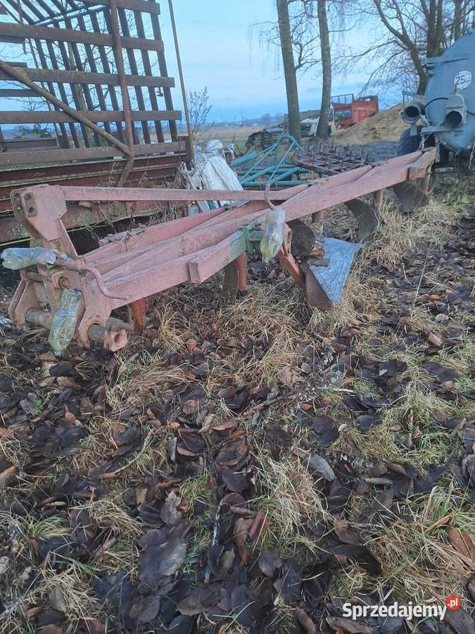 Pługi 5skibowe Lechia Puchaczów Chłaniówek