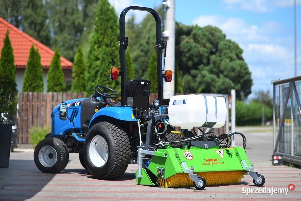 LS Tractor XJ25 MEC 4x4 244 TURF Zamiatarka 120 Napęd 4x4 podkarpackie Tajęcina sprzedam