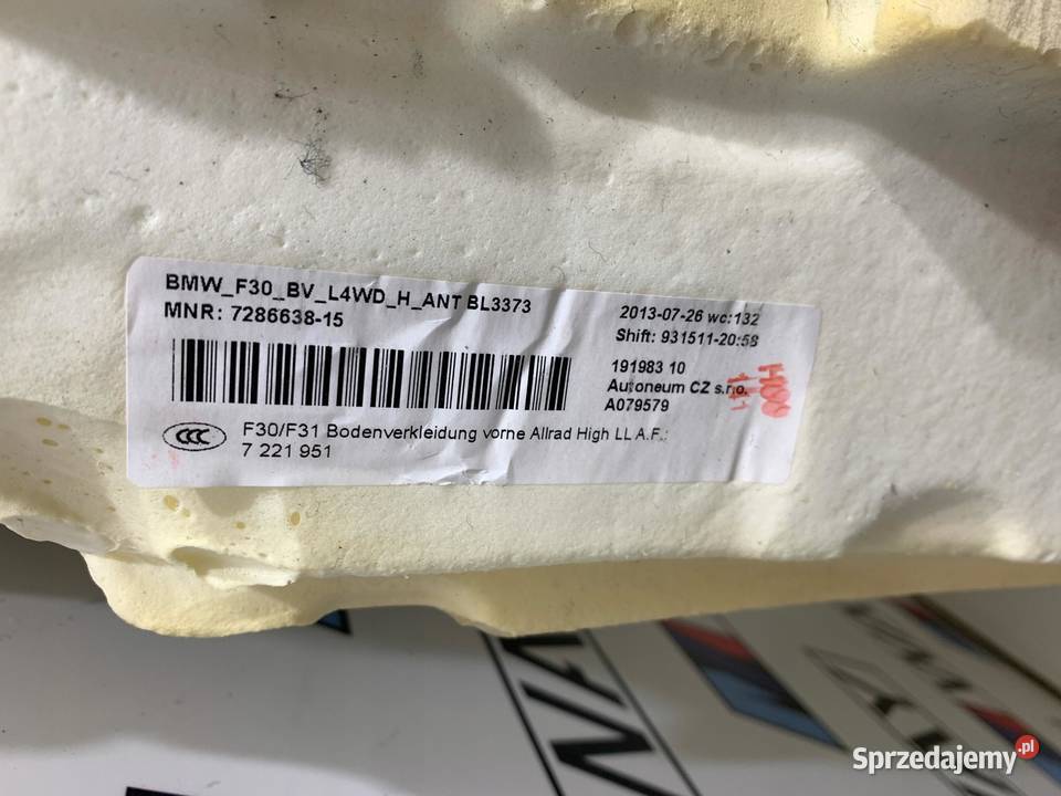 BMW F30 F31 WYKŁADZINA PODŁOGI PRZEDNIA DYWAN