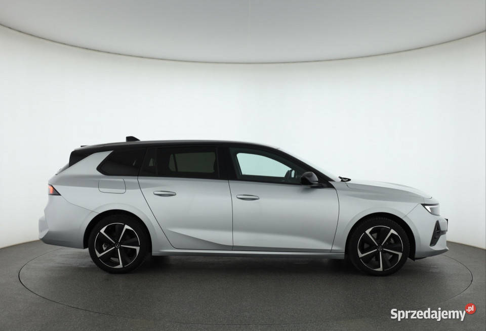 Opel Astra 12 Turbo Piaseczno