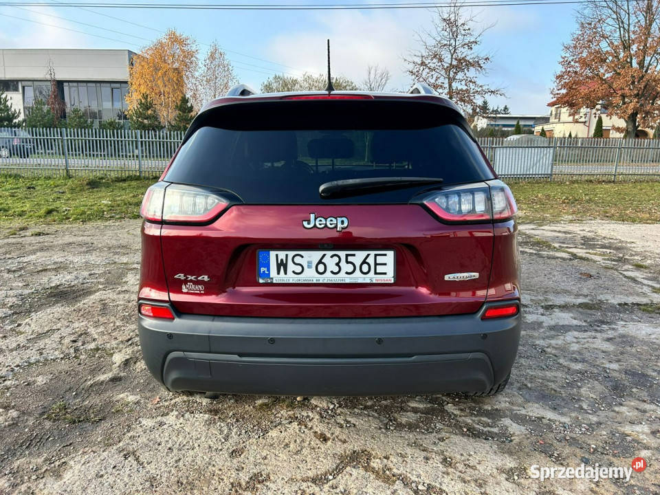 Jeep Cherokee 4x4 zadbany V 2014 światła LED Siedlce sprzedam