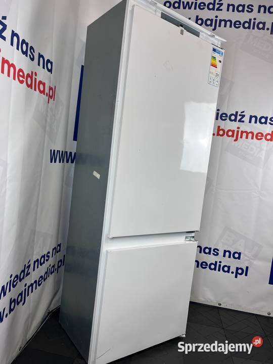 LODÓWKADo Zabudowy Whirlpool No Frost 193 A Wiejca sprzedam