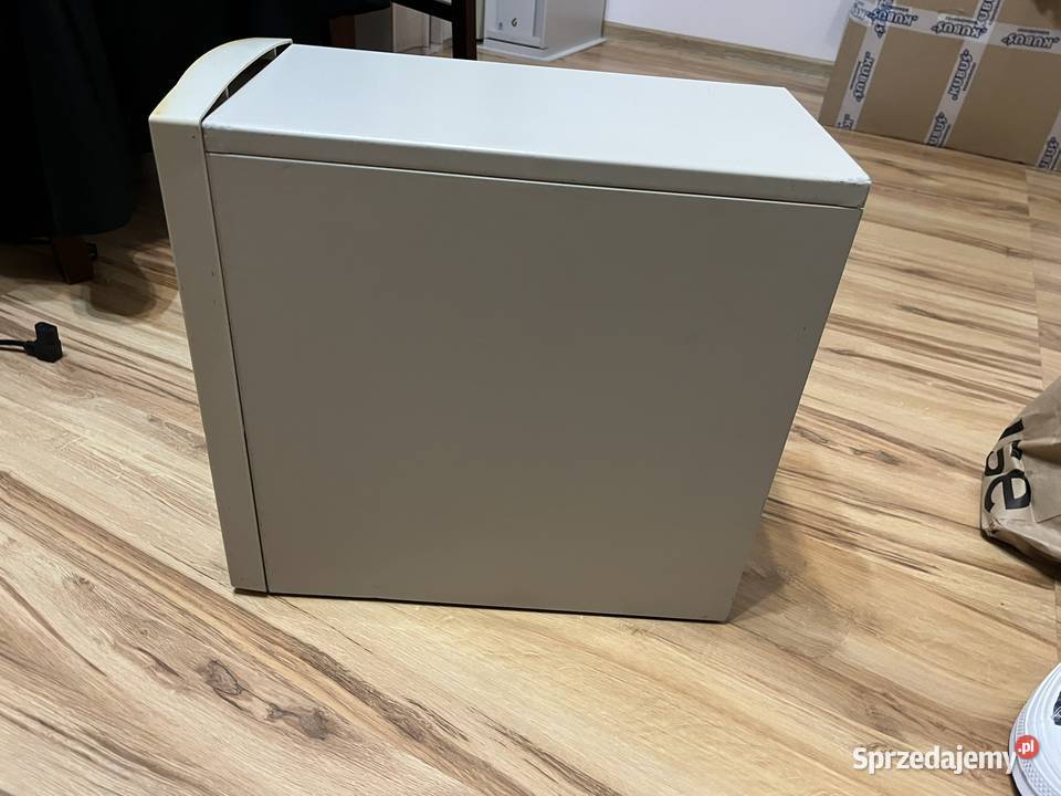 Zabytkowy komputer PC AT Pentium 200MHz Pozostałe Brzana