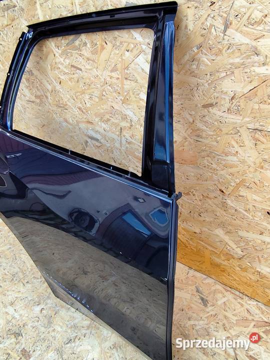 BMW X5 G05 DRZWI PRAWE TYŁ TYLNE ORYGINAŁ osobowe Drzwi Przemęt sprzedam