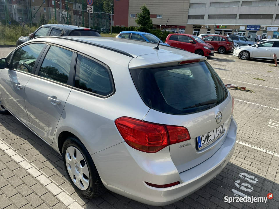 Opel Astra Oszczędny Diesel klimatyzacja niski