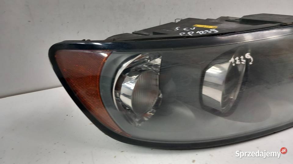 VOLVO S40 V50 II LAMPA PRZÓD PRAWA EU SOCZEWKA osobowe Zbierkowo