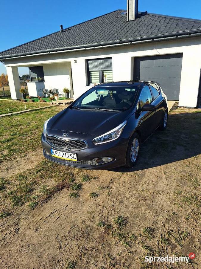 Kia Ceed 14 b 100 14r światła przeciwmgielne Baranów