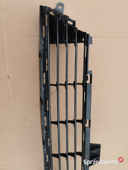 Kratka zderzaka przód auris 2 II lift 1518 Sieraków