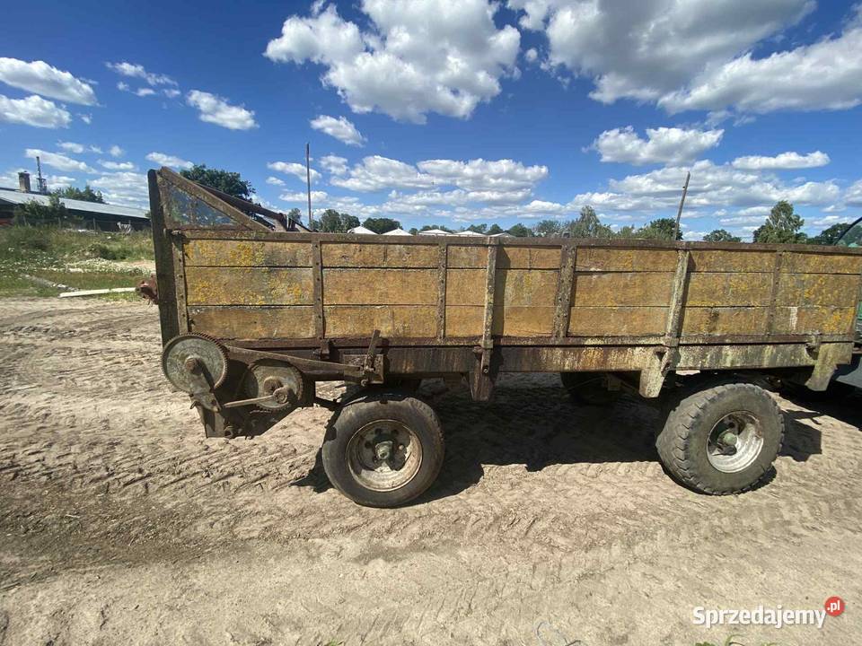 Sprzedam rozrzutnik 2 osiowy nieuszkodzony Szczytno