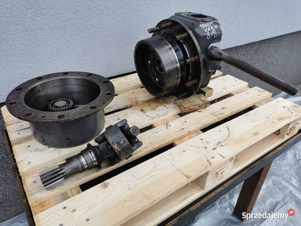 Zwolnica Zwrotnica prawa Fendt 818 Vario Pozostałe Wilkowo