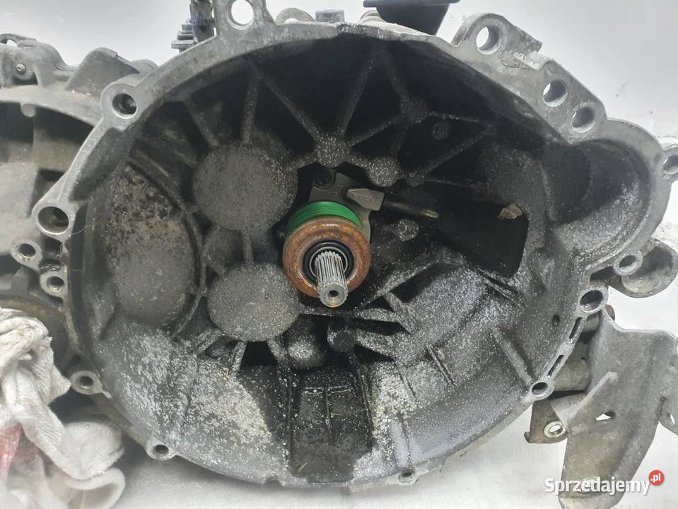 SKRZYNIA BIEGÓW VOLVO V40 S40 20T 01023712 osobowe Motoryzacja