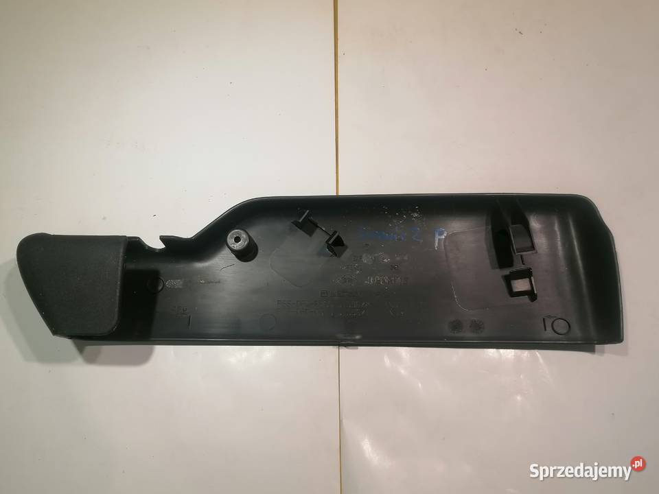 osłona dolna fotela przód lewa 670prawa 672 Piotrków Trybunalski sprzedam