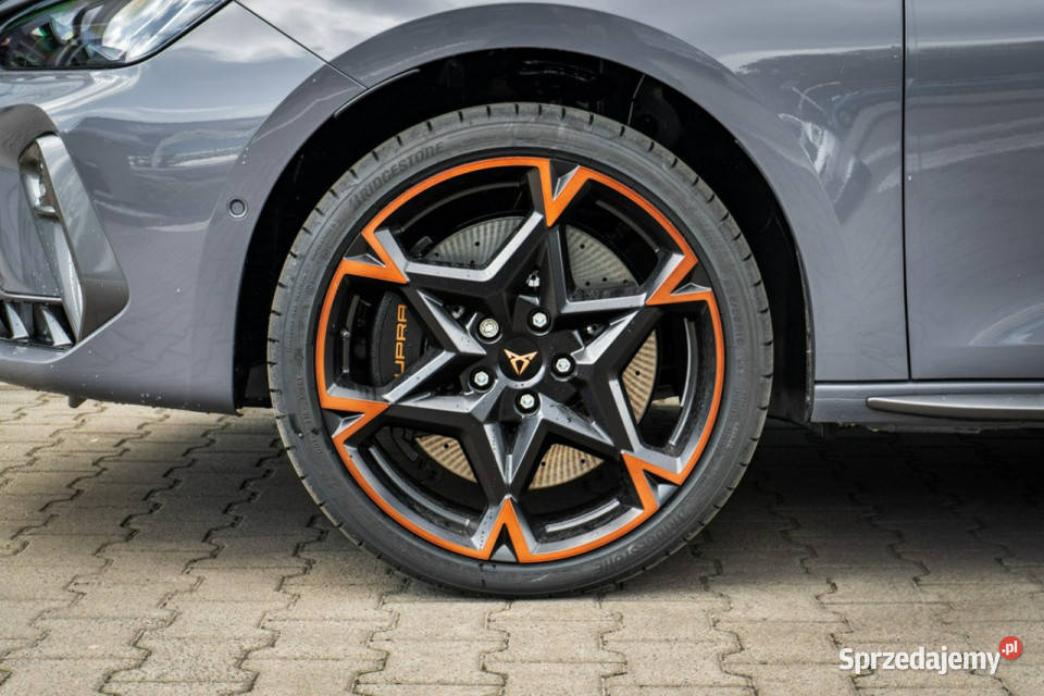 Cupra Leon Sportstourer VZ 20 TSI 333 DSG 4Drive ABS