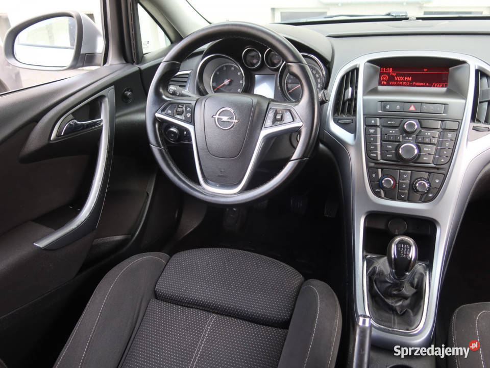Opel Astra 17 CDTI wielofunkcyjna kierownica Zabrze