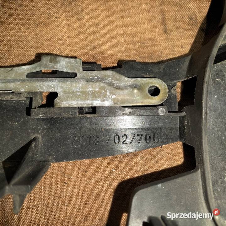 Podstawa klamki drzwi prawych przednich BMW E65 Poręba