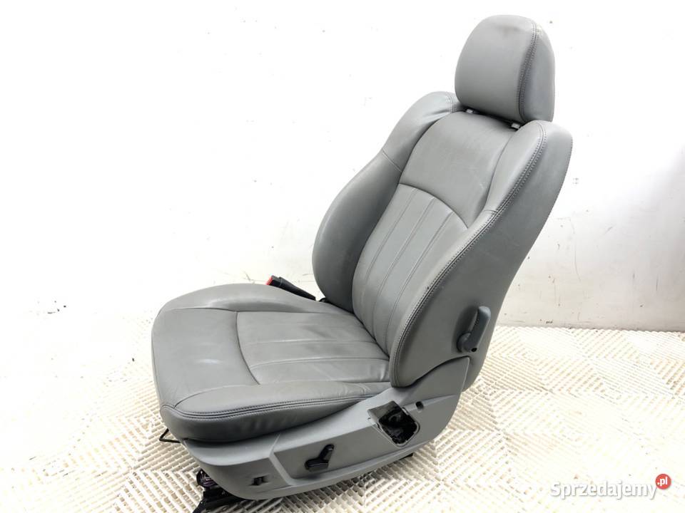 FOTEL LEWY PRZÓD CHRYSLER 300C SedanLimuzyna osobowe