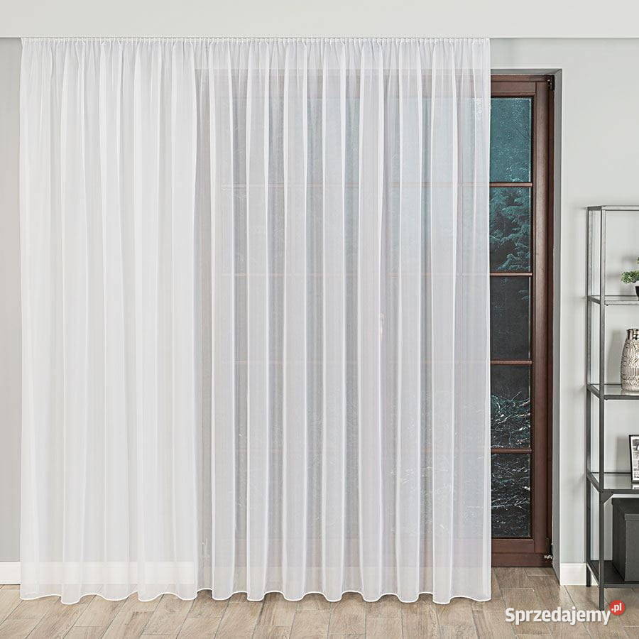 Firana szyta na taśmie z woalu gładkiego na dole Zabrze