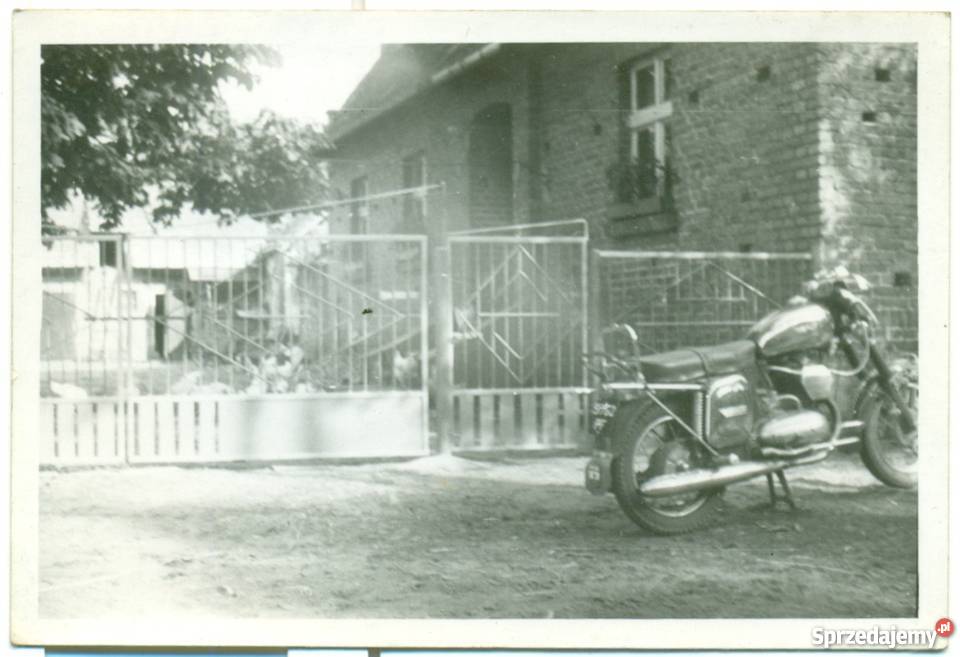 Zdjęcie fotografia Motocykl Motor Jawa 3 tablica Ostrów Wielkopolski