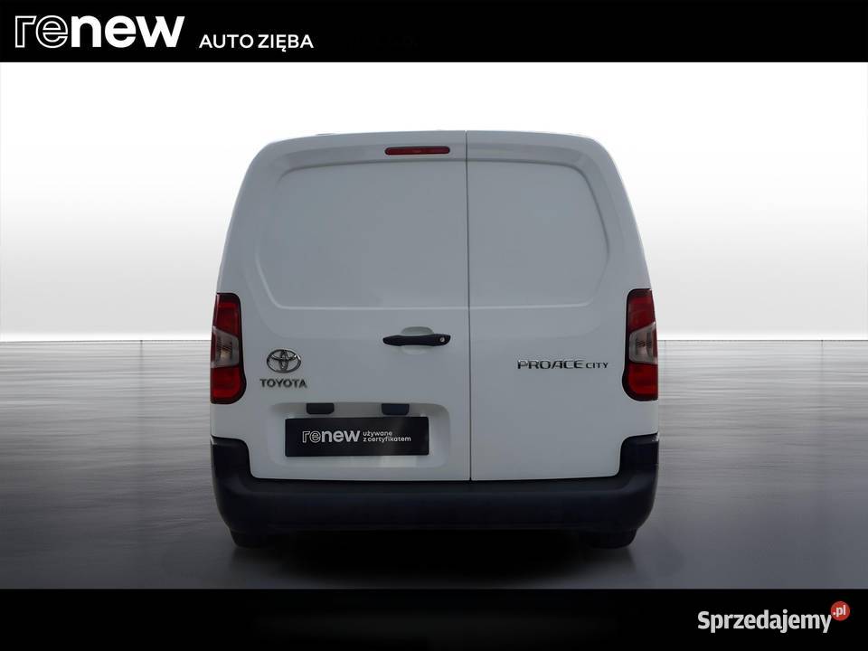 Proace City 15 D4D Long 24t Active