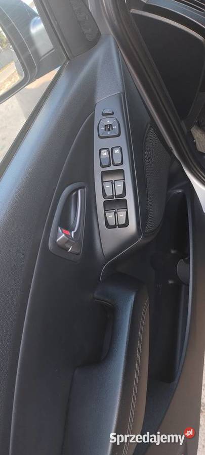 Hyundai ix35 autko z małym przebiegiem SUV Chocz