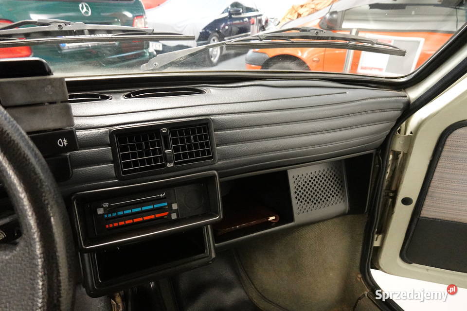 Fiat 126 BIS z 1990 roku mały bohater wielkiej nieuszkodzony