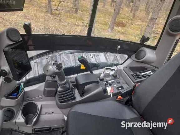 Głowica ścinkowa ARBRO 400S na koparkęciągnik Leśnictwo Śniadówka