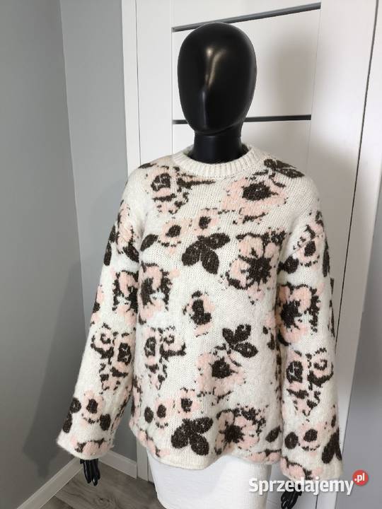 Sweter damski zimowy Zara rozmiar S oversize Wkładane przez głowę